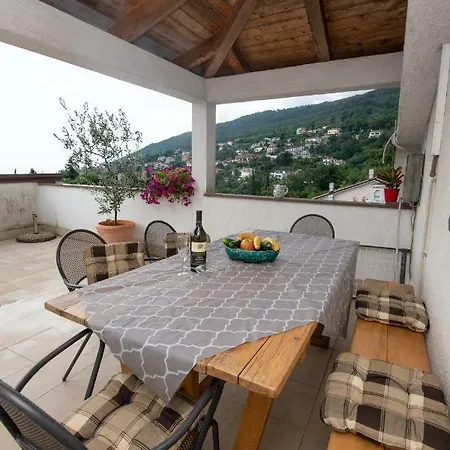 公寓 Stella 奥帕提亚