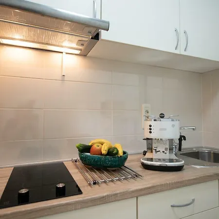 Stella Apartament *