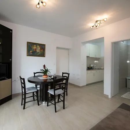 Apartament Stella