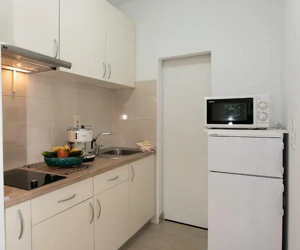 Stella أوباتيا